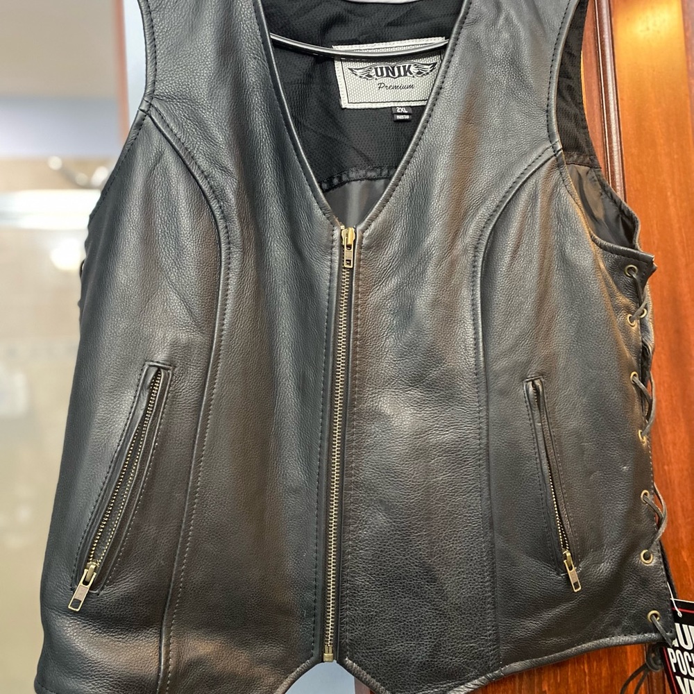 UNIK Ladies Premium Leather Motorcycle Vest